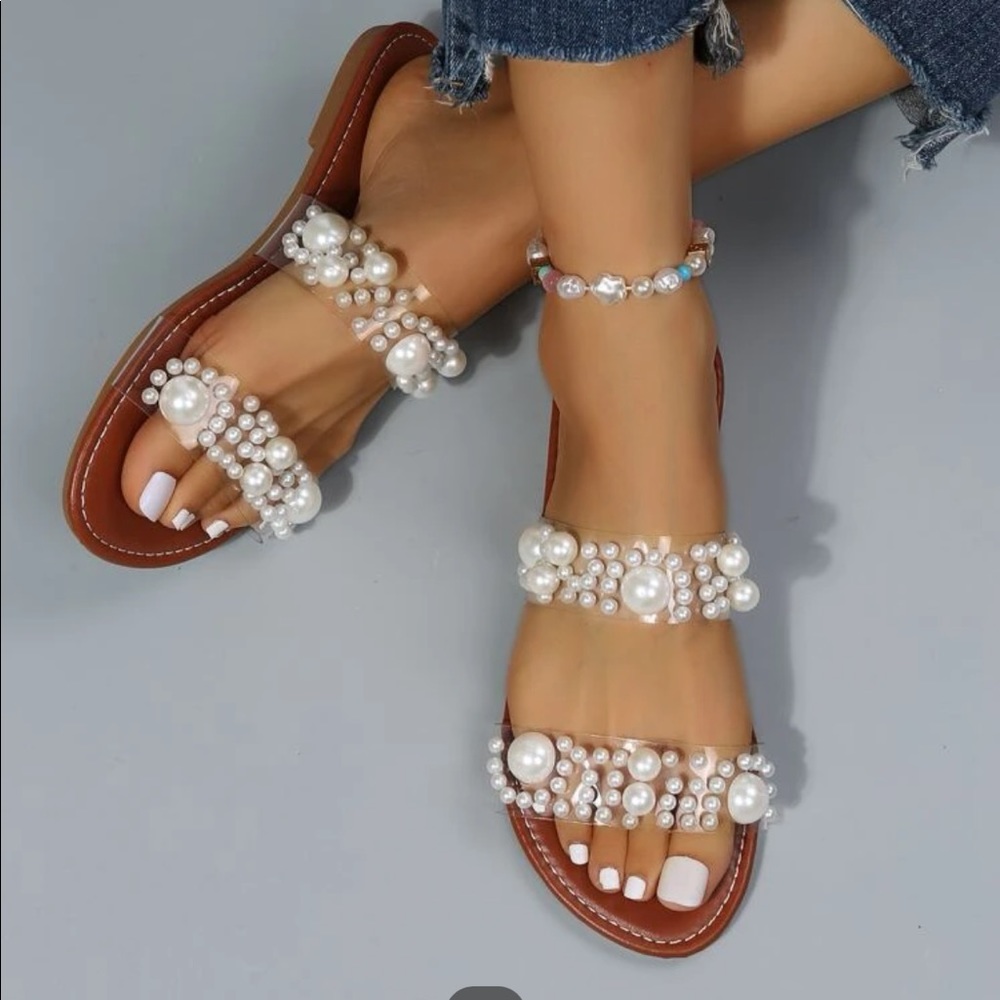 SHEIN sandal never used